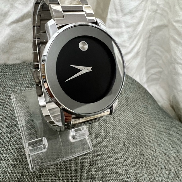 NWOT..Fashion Jewelry Mens Stainless Steel Watch. Business Watch Very Sl… - Picture 11 of 16